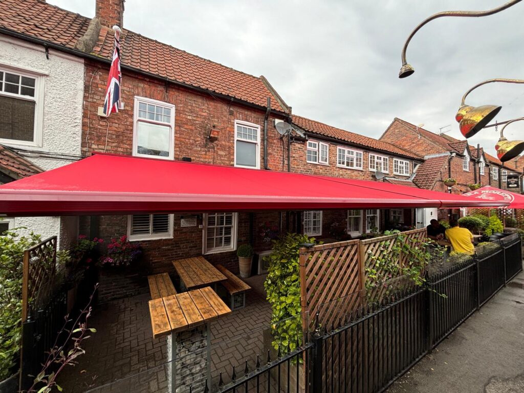Awnings hull 